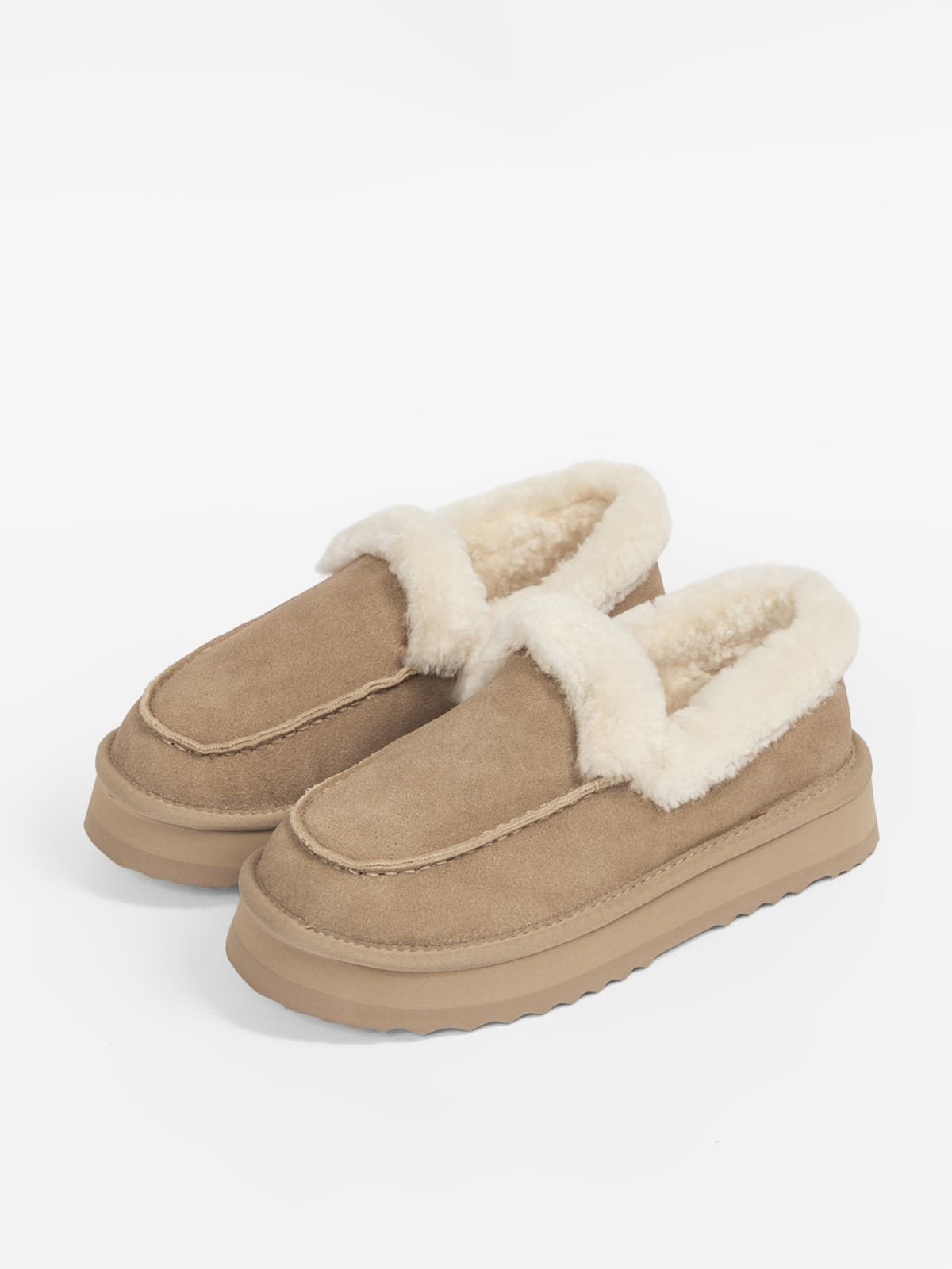 Women's leather outdoor slippers with sheepskin