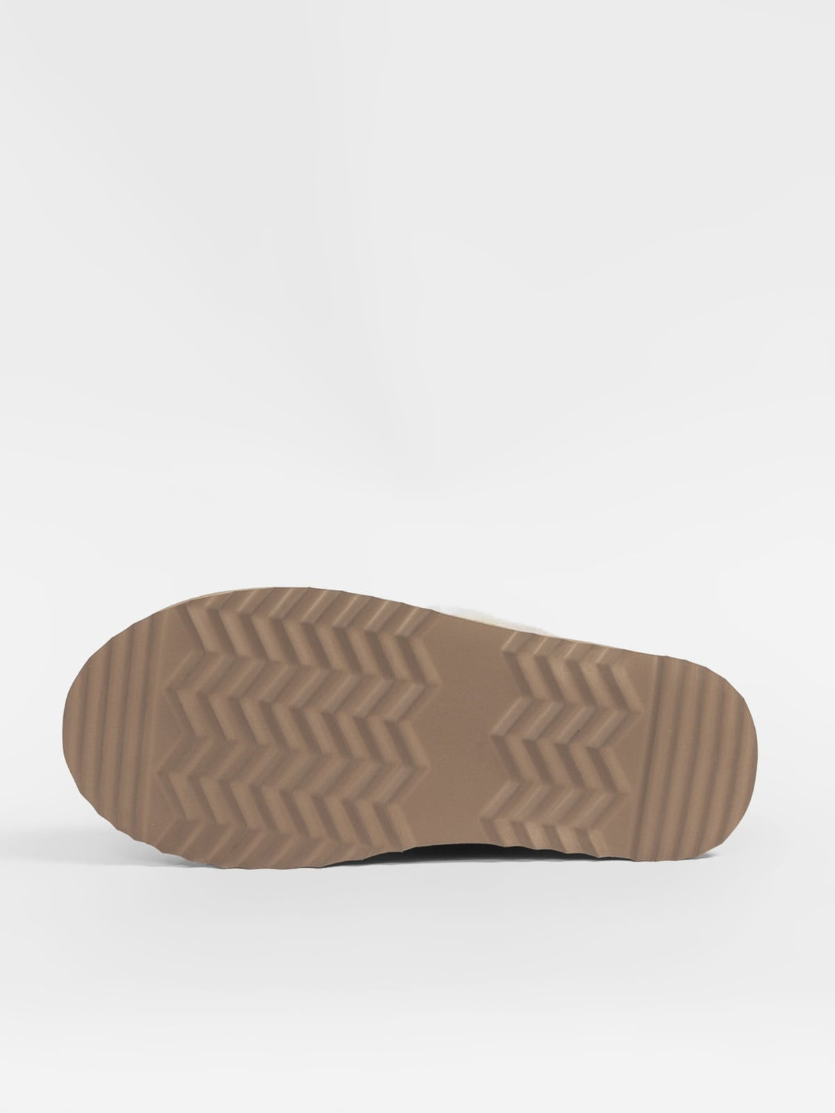 Women's leather outdoor slippers with sheepskin